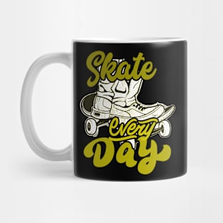 skate every day Mug